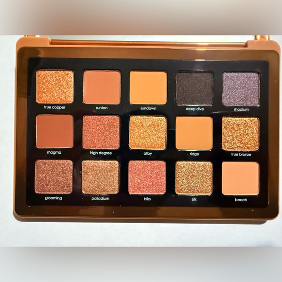 Natasha Denona Bronze Palette — Copper, Gold & Warm Bronze Shades - Picture 6 of 8